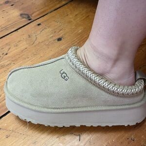 UGG mustard seed Tasman platform